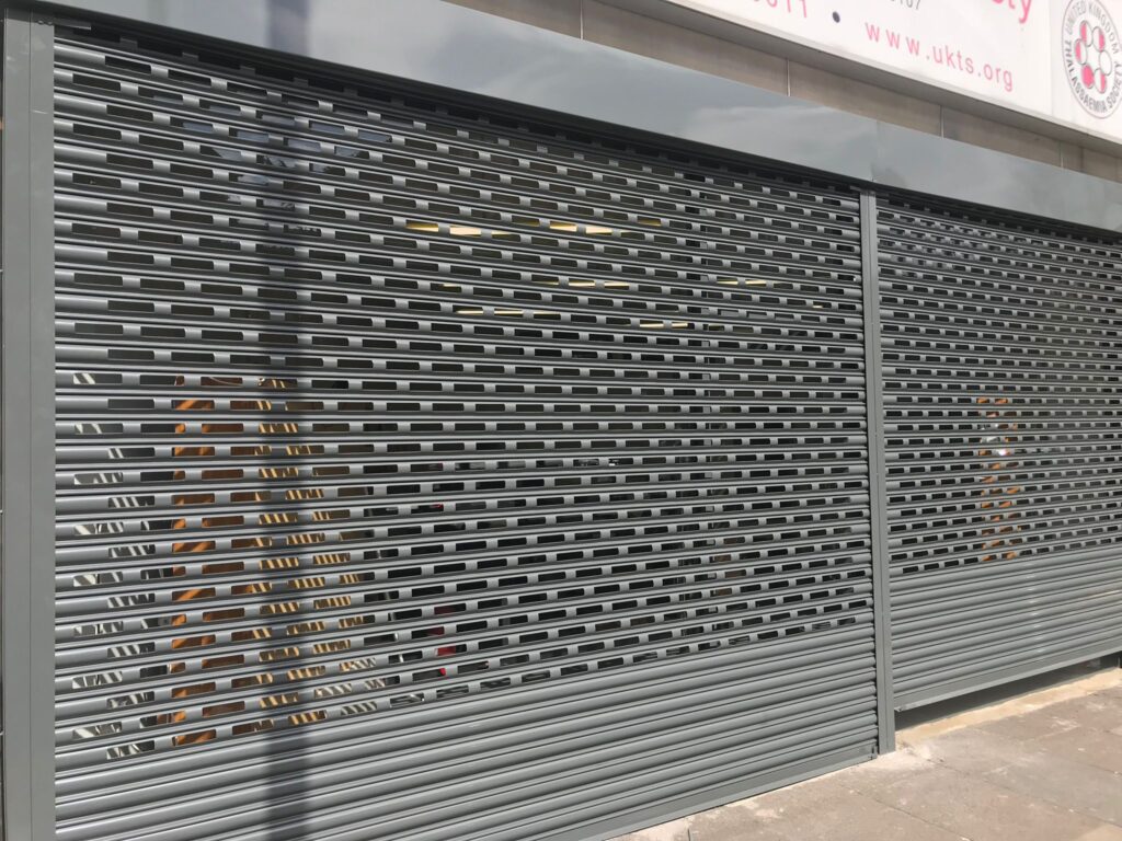 Perforated roller shutters Air Flow